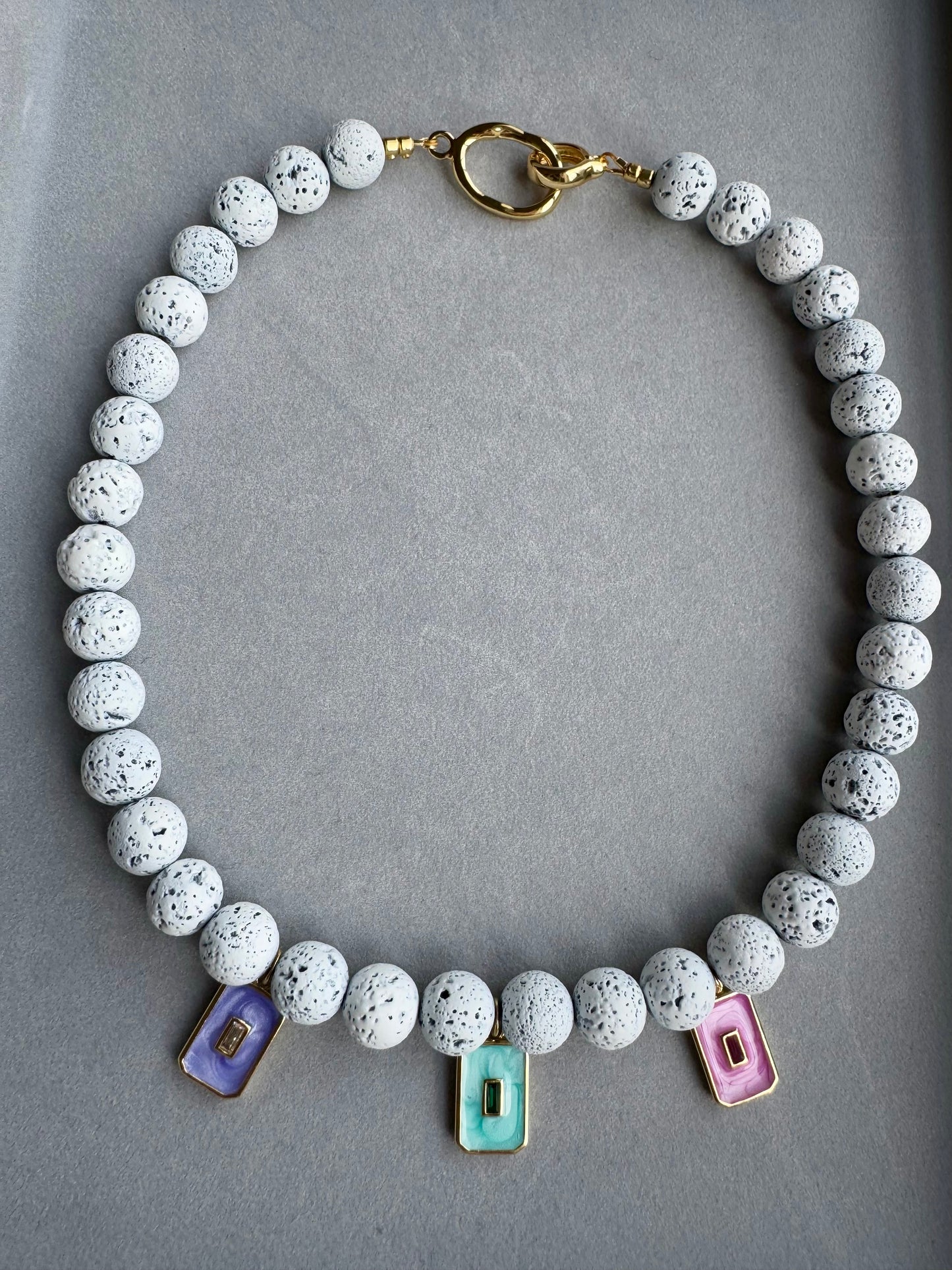 LAVA POP NECKLACE