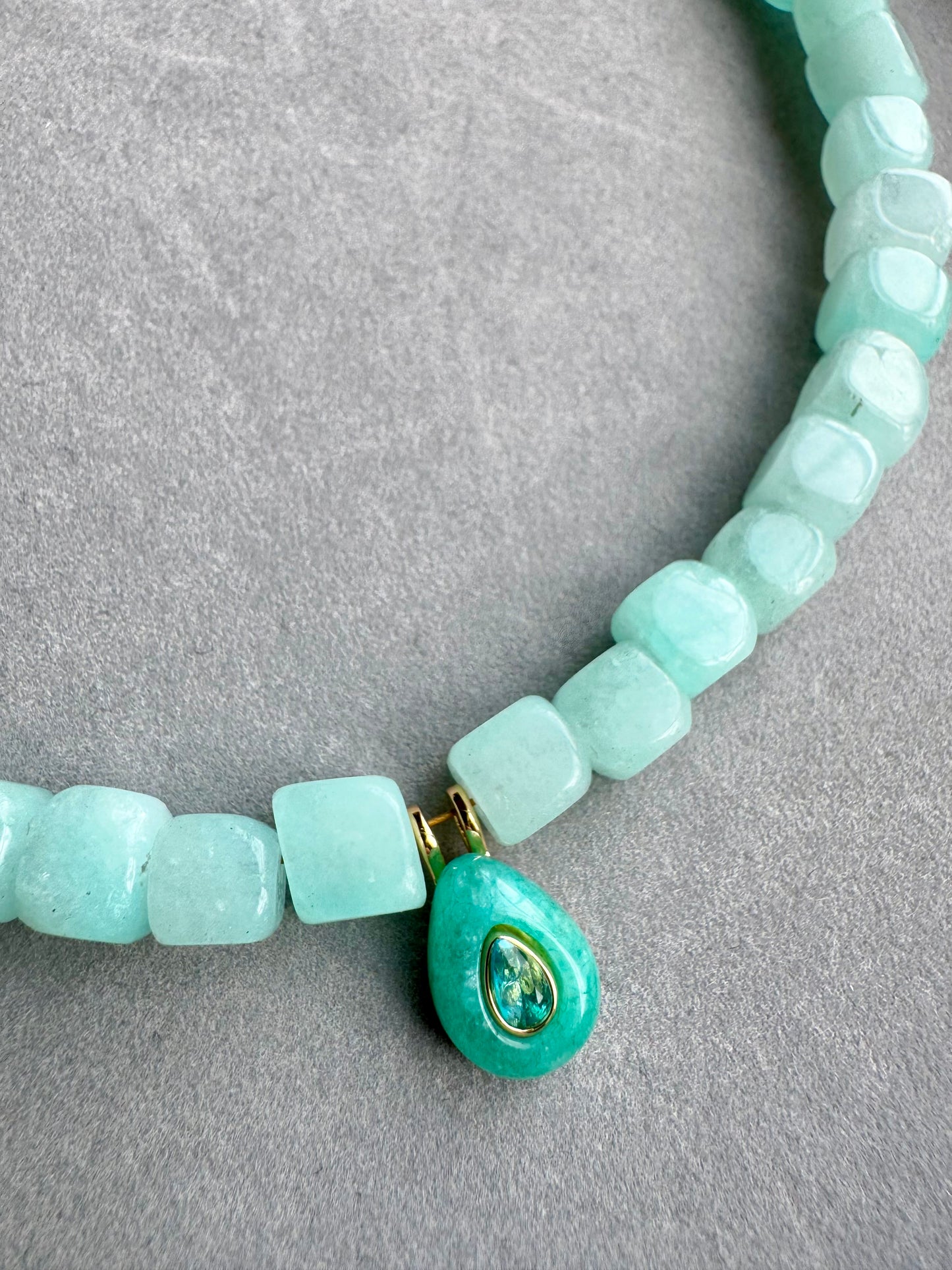 Serene Geometry: Chalcedony Cubes with Flowing Turquoise Pendant