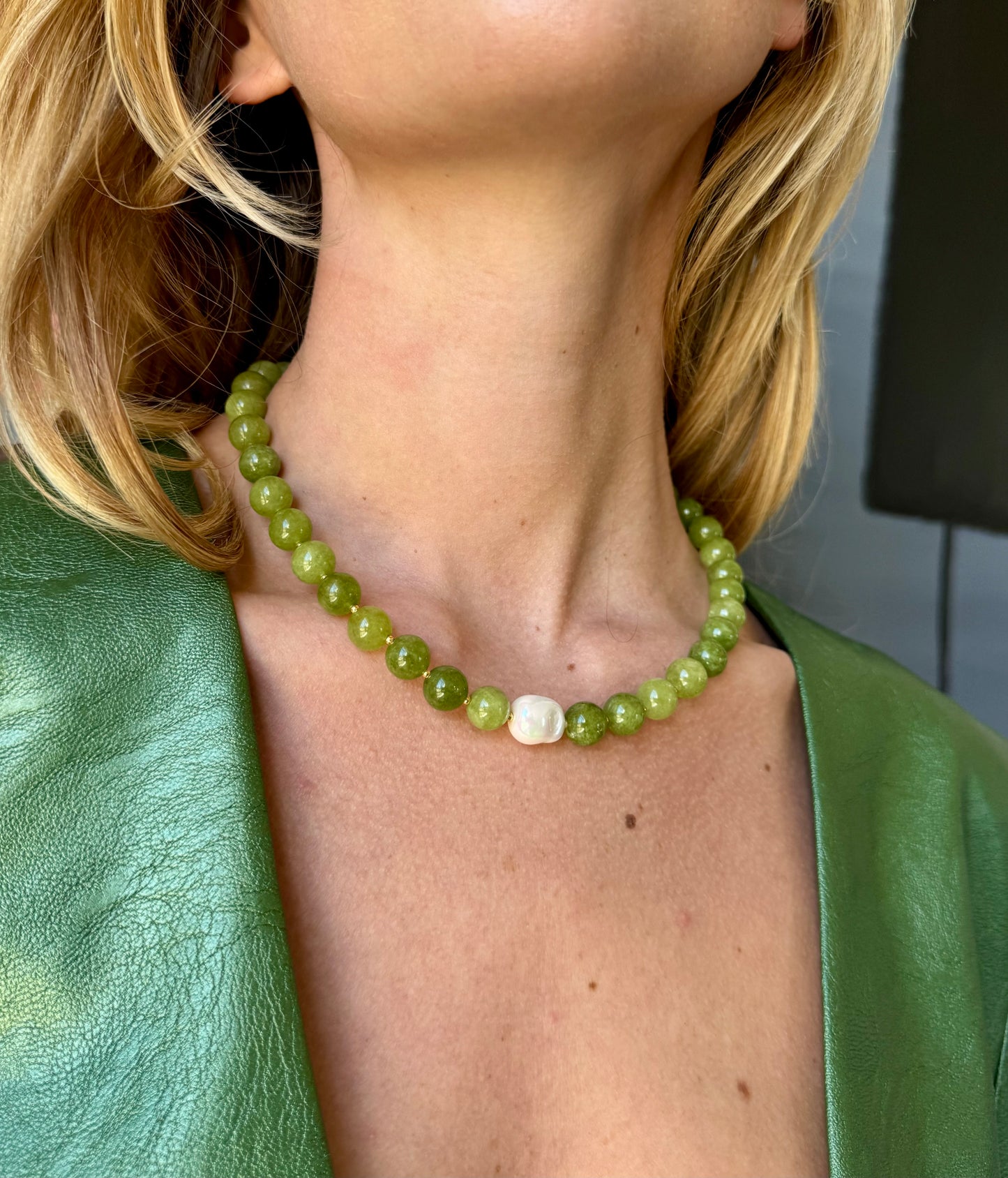 PERIDOT-PEARL NECKLACE