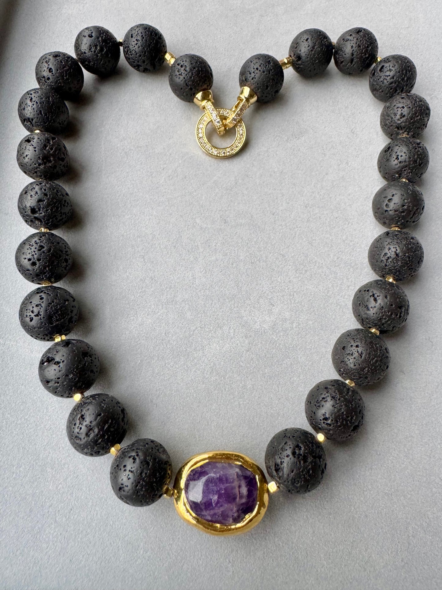 AMETHYST BALANCE NECKLACE