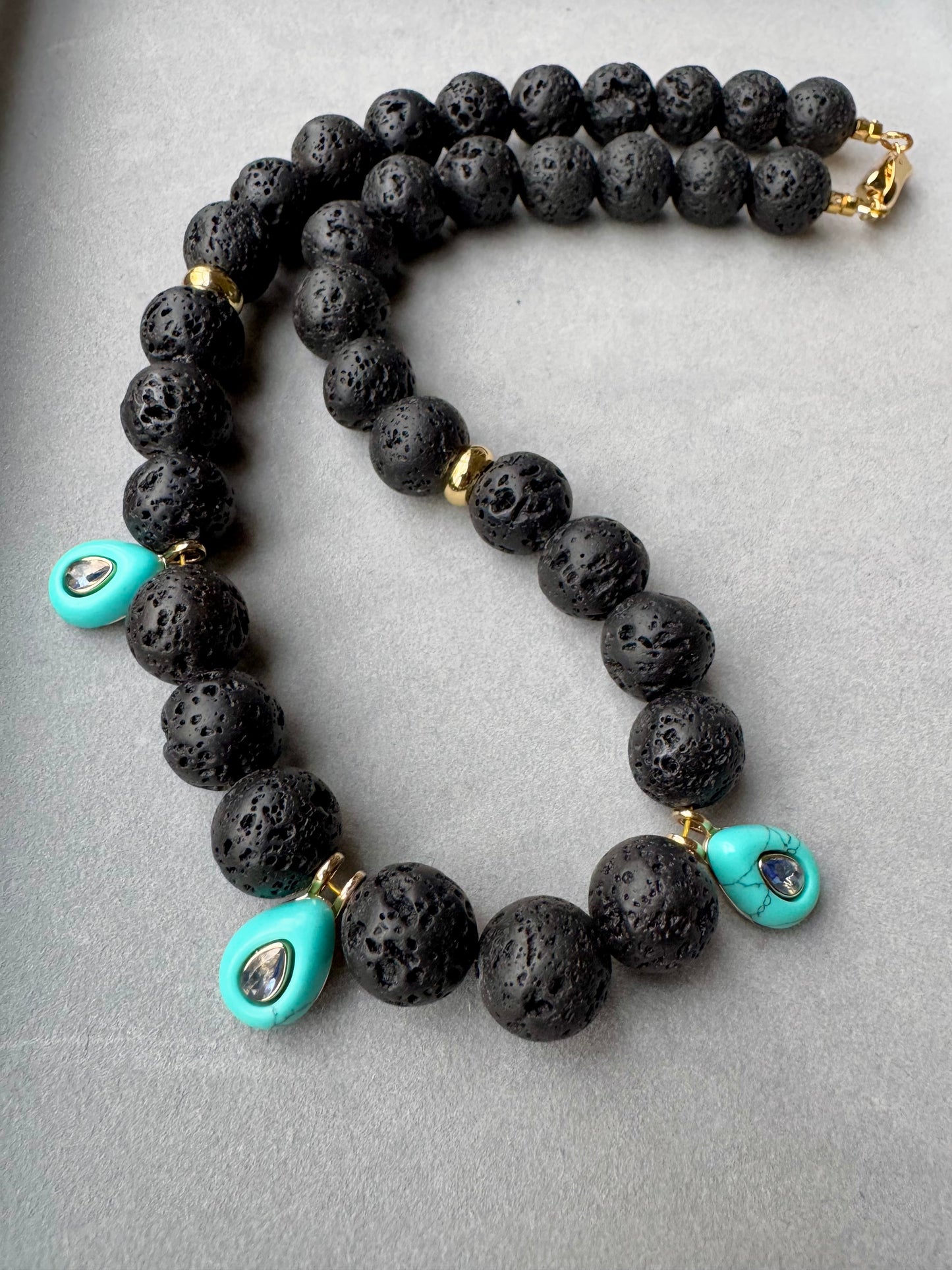 TURQUOISE SPIRIT NECKLACE