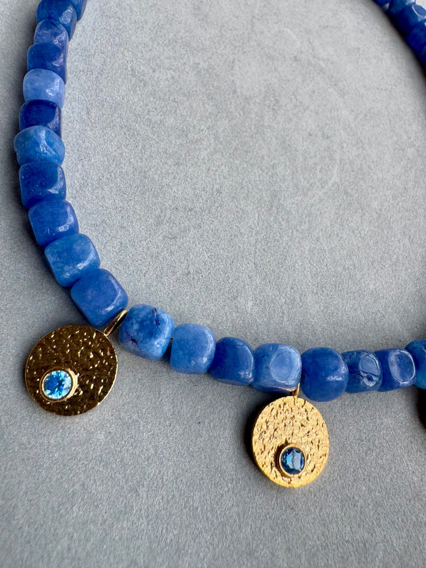 BLUE AURA NECKLACE