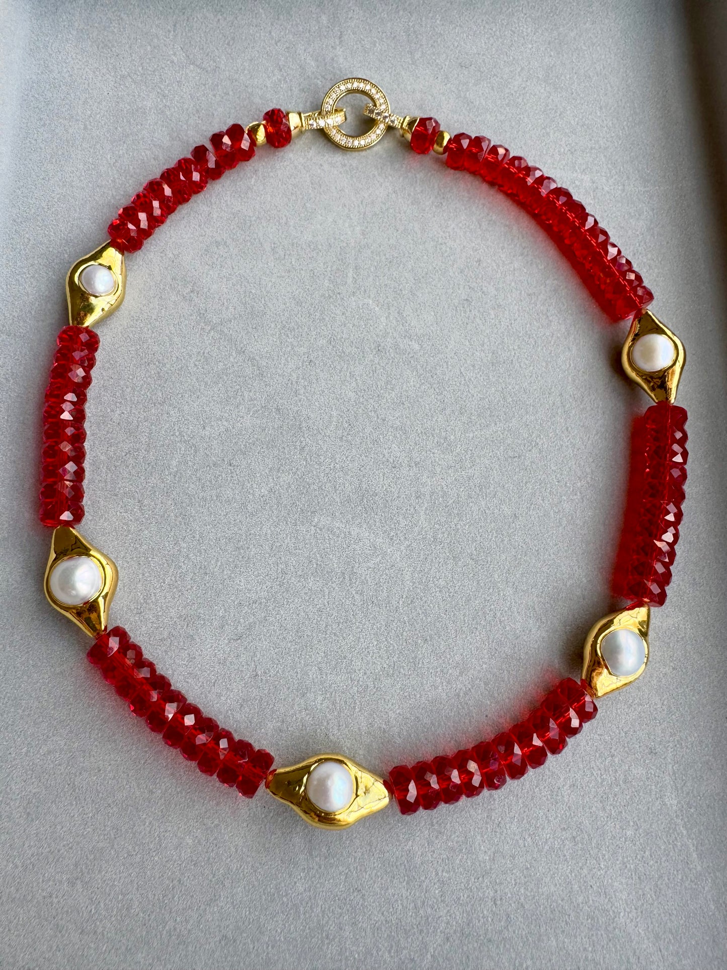 RED CRYSTAL AND PEARL CHOKER