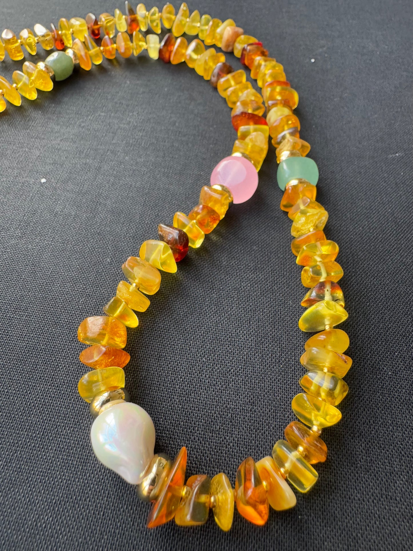 AMBER LONG NECKLACE